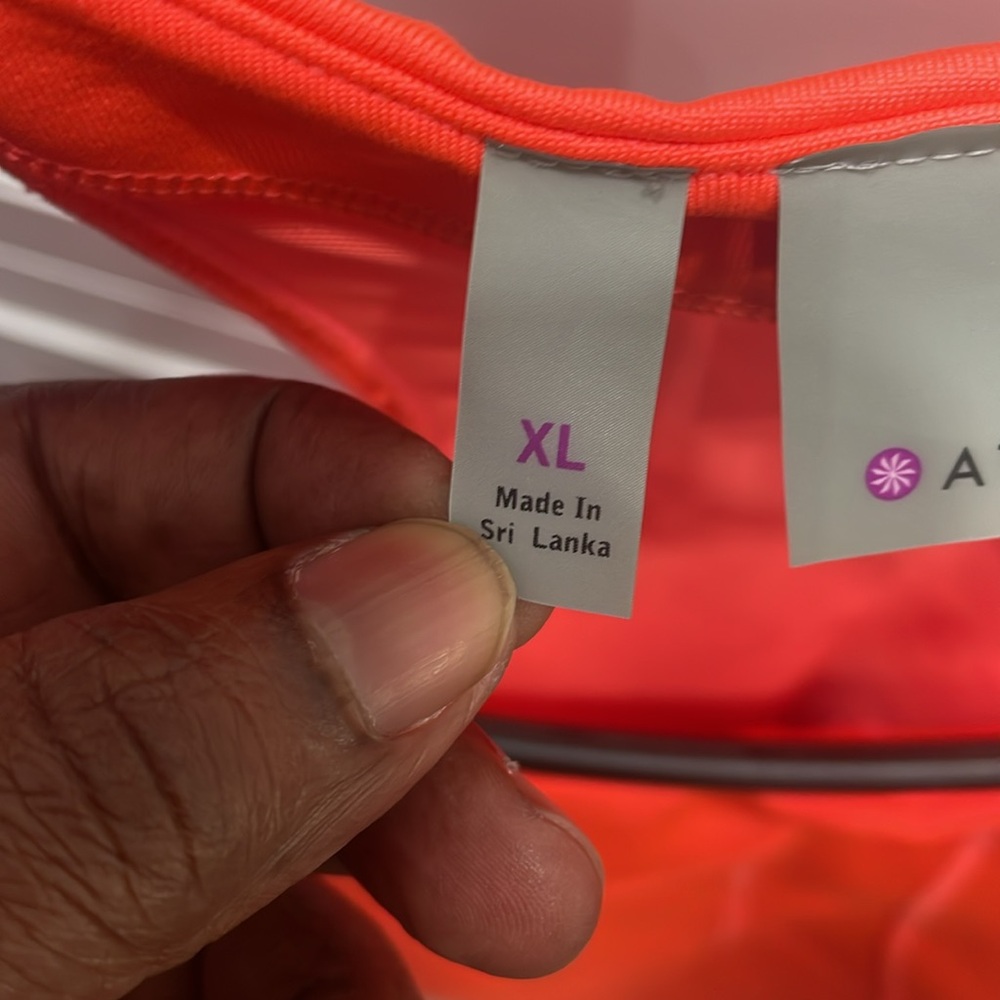 Athleta - Picture 3 of 4